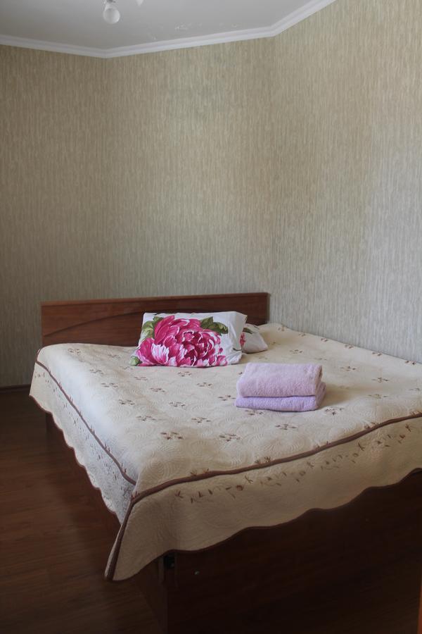 Hotel Адилет Cholpon-Ata Exterior foto